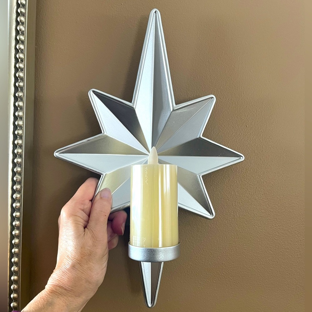 Luminara silver star wall sconce with candle and remote timer. NWT❣️